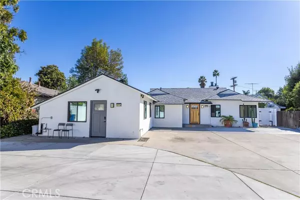 Los Angeles, CA 91406,15756 Hart Street