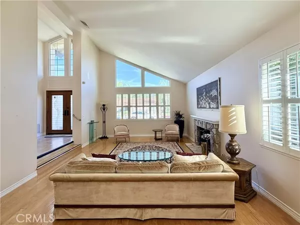 West Hills (los Angeles), CA 91304,23446 Blythe Street