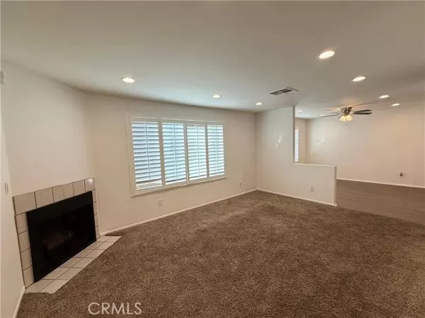 Sylmar (los Angeles), CA 91342,14307 Foothill Blvd #B6 #6