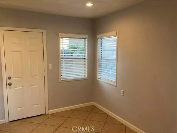 Lancaster, CA 93535,43442 6th