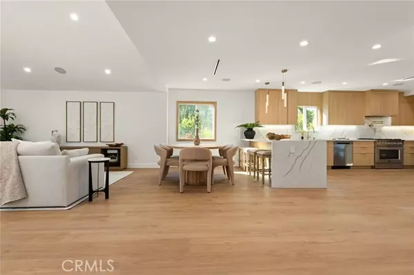 Sherman Oaks, CA 91411,5802 Norwich Avenue