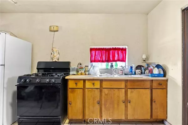 Arvin, CA 93203,345 Combs