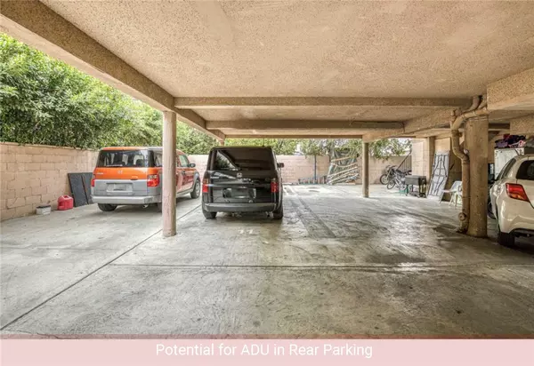 Van Nuys (los Angeles), CA 91401,14239 Gilmore Street