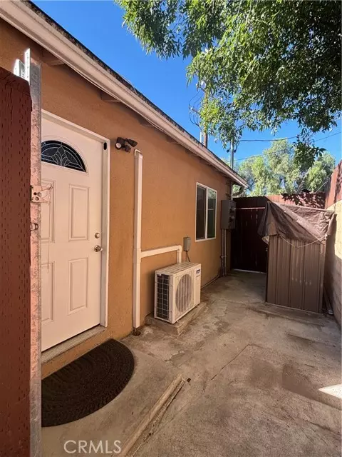 Granada Hills (los Angeles), CA 91344,16609 Simonds Street