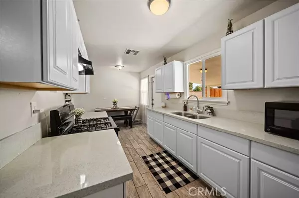 Palmdale, CA 93551,38910 Sage Tree