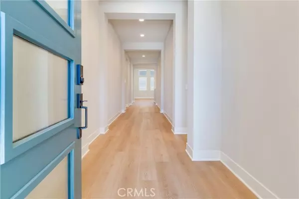 Simi Valley, CA 93063,6548 Canyon Oaks Drive