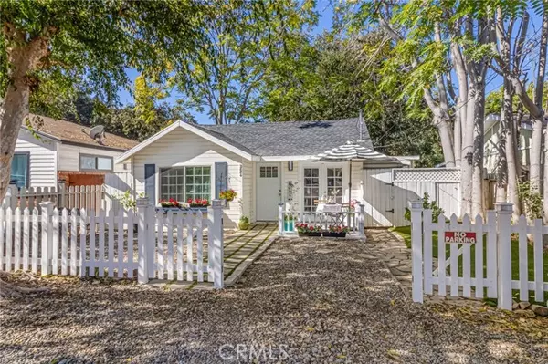 Thousand Oaks, CA 91362,2884 Crescent-Way Thousand Oaks Way