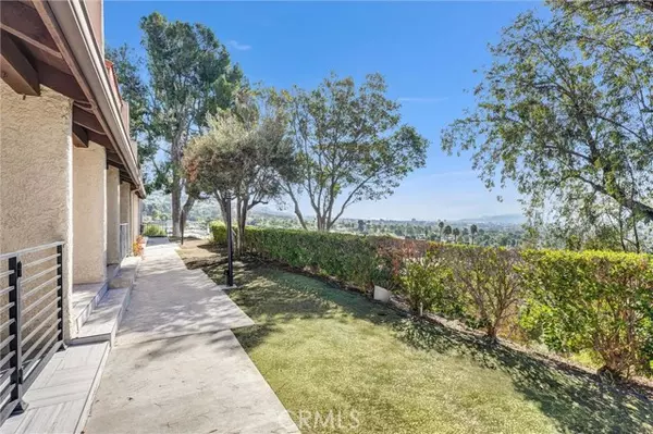 Burbank, CA 91504,7757 Via Rosa Maria