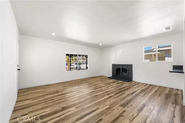 Lancaster, CA 93534,44054 W Fern Avenue
