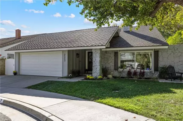 Valencia (santa Clarita), CA 91355,25457 Via Macarena