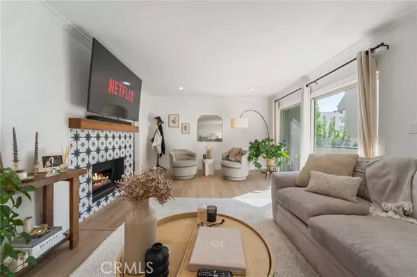 Encino (los Angeles), CA 91316,5440 Lindley #201