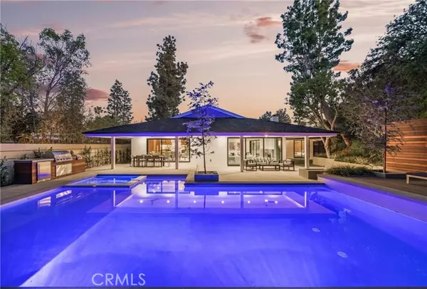 16105 Clear Oak Drive, Encino (los Angeles), CA 91436