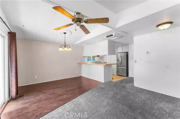 Lancaster, CA 93534,48303 20th #207