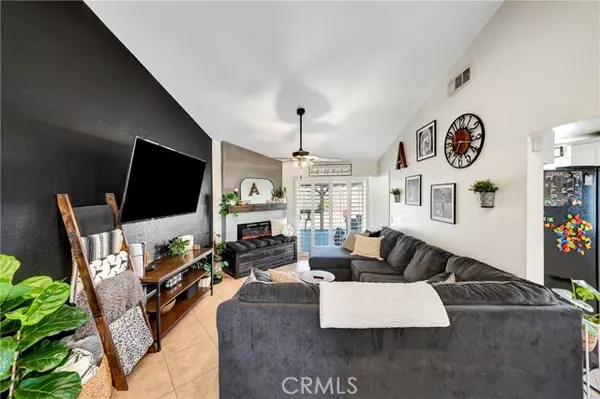 Lancaster, CA 93534,43157 18th