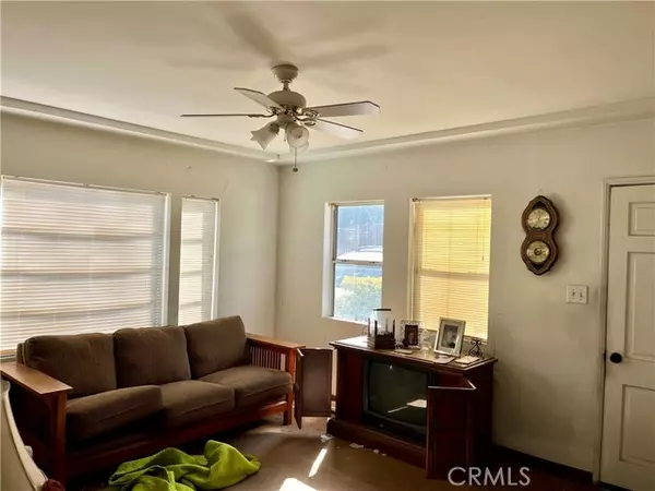 Sunland (los Angeles), CA 91040,8421 Grenoble