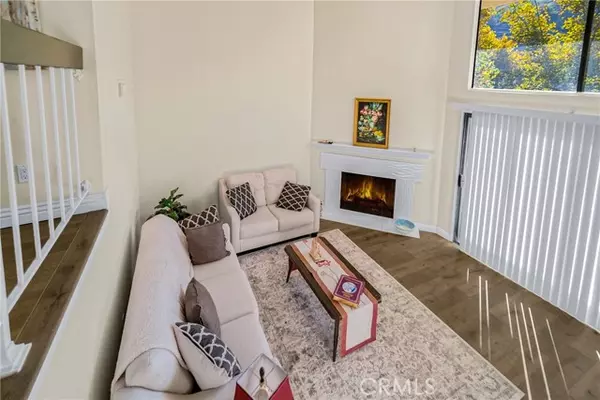 Calabasas, CA 91302,5412 Las Virgenes Road