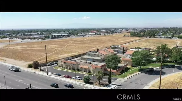 Lancaster, CA 93535,43627 Stanridge