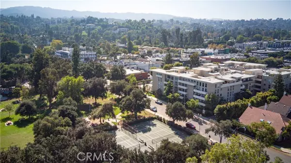 Encino (los Angeles), CA 91316,4949 Genesta Avenue #308