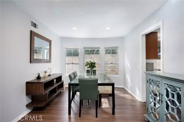 Agoura Hills, CA 91301,5303 Mark Court