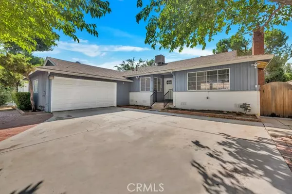 Lancaster, CA 93534,910 W Avenue J8