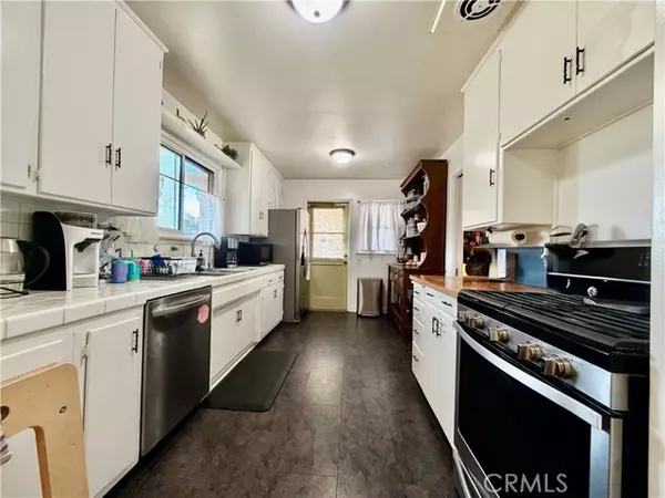 Oxnard, CA 93030,1213 Deodar Ave