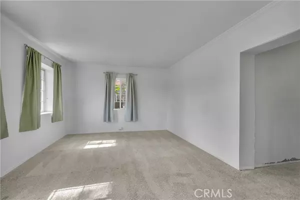 Tehachapi, CA 93561,229 E H