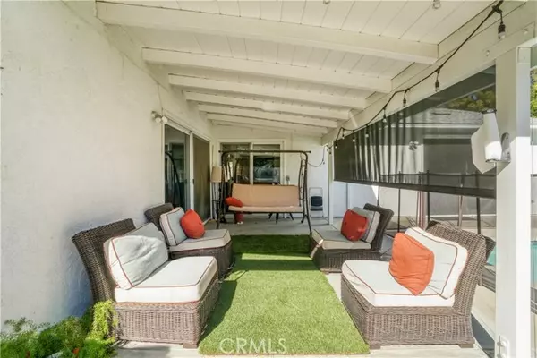 West Hills (los Angeles), CA 91307,24206 Saint Edens Circle