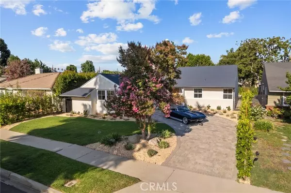 Los Angeles, CA 91406,7018 Aldea Avenue