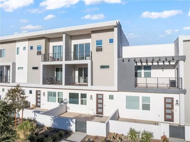 Valencia (santa Clarita), CA 91381,26729 Laurel Mountain Loop