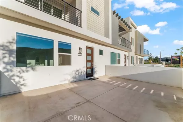 Valencia (santa Clarita), CA 91381,26729 Laurel Mountain Loop