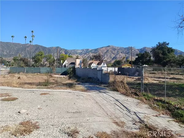 Altadena, CA 91001,321 W Terrace