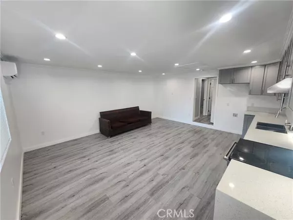 Sherman Oaks, CA 91423,5109 Mammoth