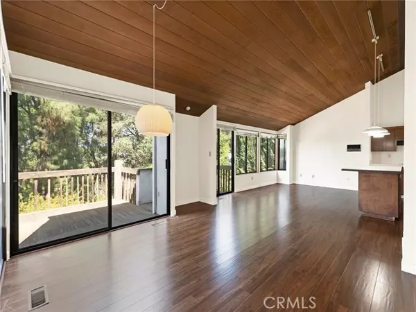 Woodland Hills (los Angeles), CA 91364,4140 Cachalote Street