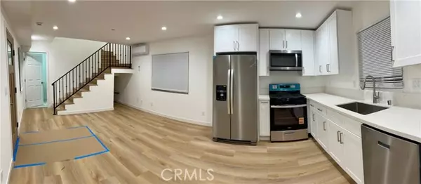 Reseda (los Angeles), CA 91335,18654 Runnymede St.