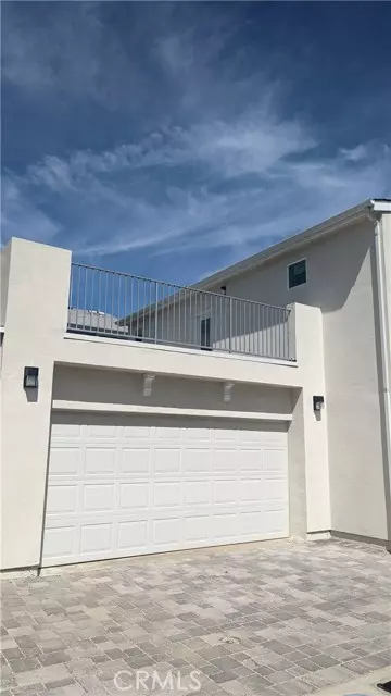 North Hills (los Angeles), CA 91343,15115 W Logos Court