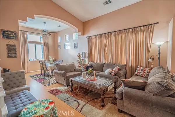 Canyon Country (santa Clarita), CA 91387,17740 Sweetgum