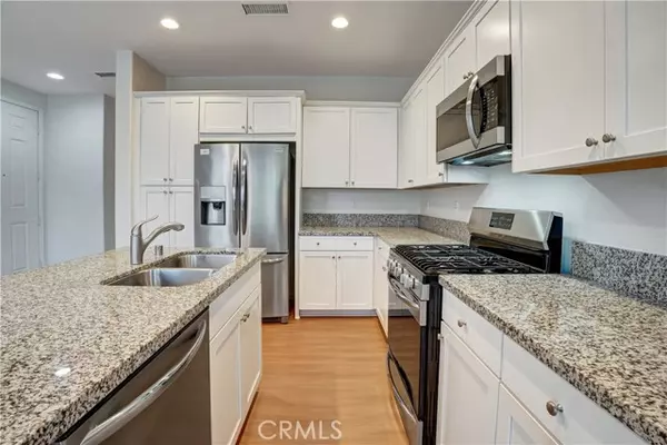 West Hills (los Angeles), CA 91304,22824 W Olive