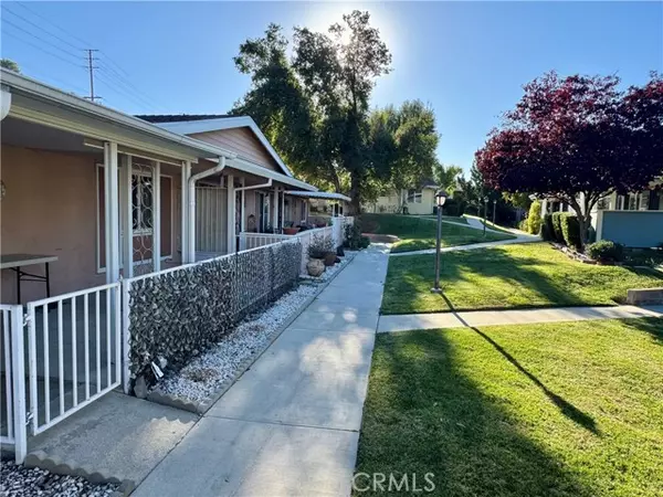 Newhall (santa Clarita), CA 91321,19152 Avenue of the Oaks #B