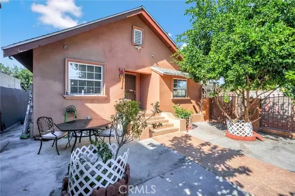 Los Angeles, CA 90011,5307 Compton Avenue