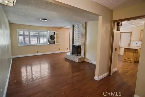 Lancaster, CA 93536,43770 Lively