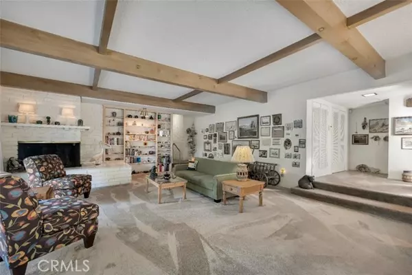 Northridge (los Angeles), CA 91324,8359 Melvin Avenue