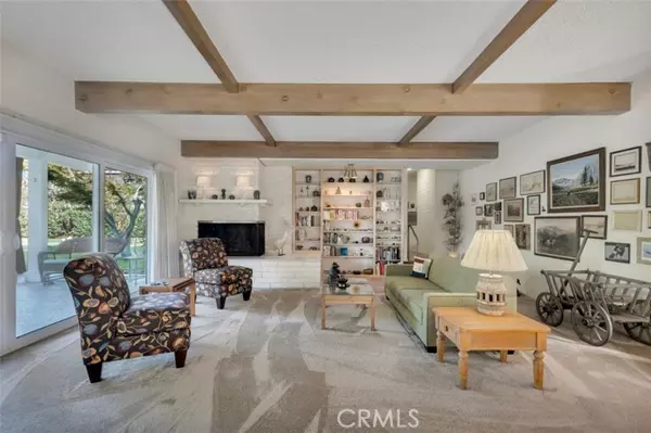 Northridge (los Angeles), CA 91324,8359 Melvin Avenue