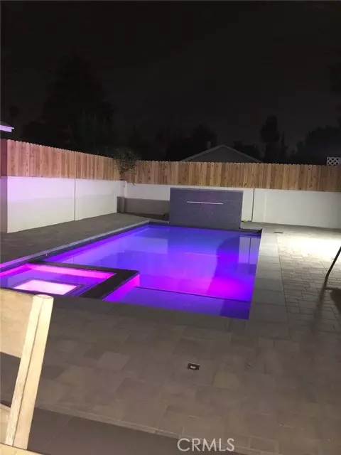 Encino (los Angeles), CA 91316,5048 Hesperia