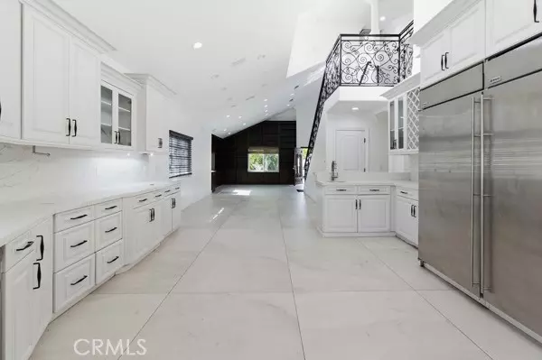 Encino (los Angeles), CA 91316,5048 Hesperia Avenue