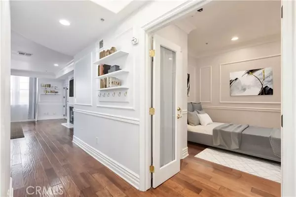 Studio City (los Angeles), CA 91604,12026 Hoffman Street #302