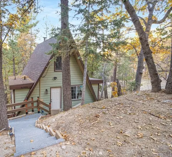 Los Angeles, CA 92382,32703 Tulip