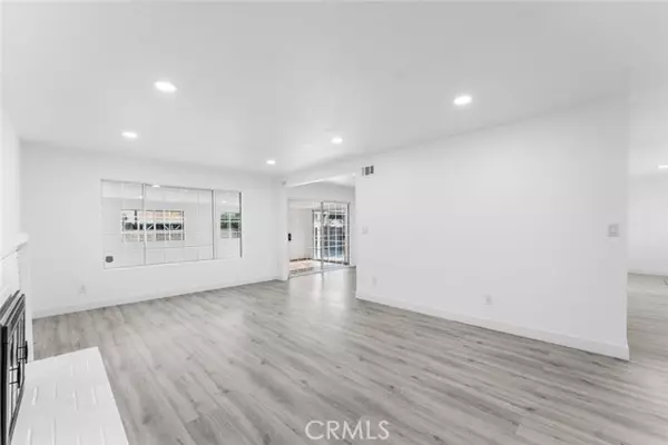 Sun Valley (los Angeles), CA 91352,12338 Sheldon Street