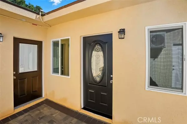 19258 Strathern St., Reseda (los Angeles), CA 91335