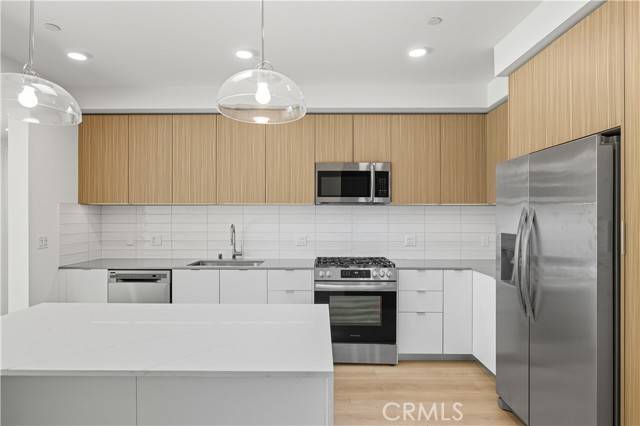 12078 Guerin Street #103, Studio City (los Angeles), CA 91604