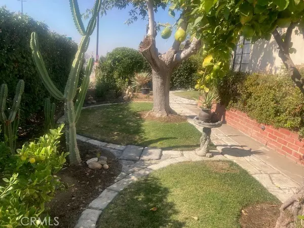 Bakersfield, CA 93305,2701 Berkeley